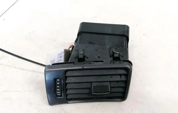 Audi A6 S6 C5 4B Dash center air vent grill 4B1820901