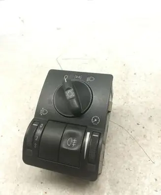 Opel Corsa D Light switch 9116615
