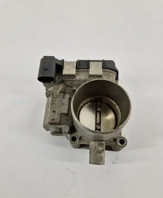 Volkswagen PASSAT B8 Electric throttle body valve 03F133062B