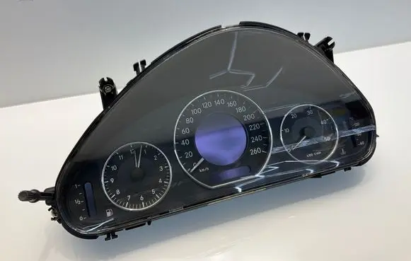 Mercedes-Benz E W211 Speedometer (instrument cluster) A2115400411 110080004013 2115400411