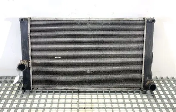 Toyota Auris E180 Coolant radiator MF4221341041