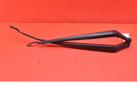 Toyota Corolla Verso E110 Front wiper blade arm