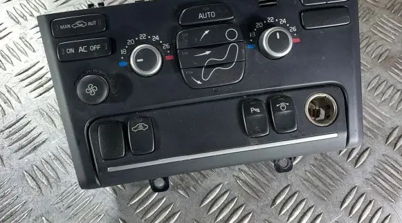 Volvo XC90 Climate control unit 30782329