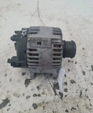Audi A4 S4 B7 8E 8H Generator/alternator
