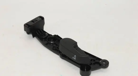 BMW 2 G42 Engine bonnet (hood) release handle 7446416