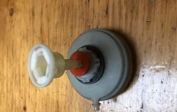 Headlight level adjustment motor