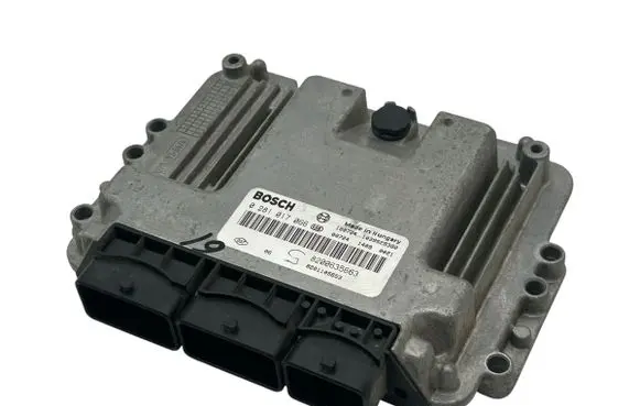 Opel Vivaro Engine control unit/module 0281017066 8201105653 8200635663