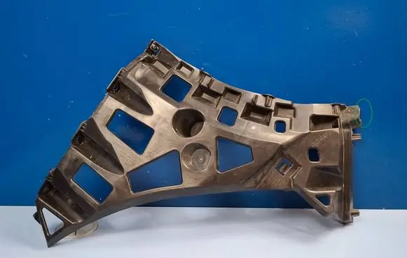 Peugeot 408 II Bumper support mounting bracket corner 9838475180