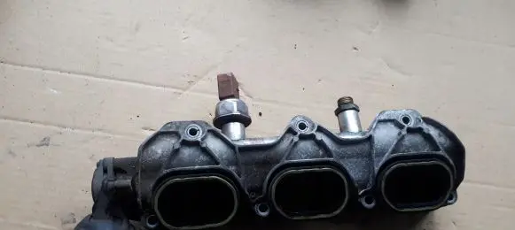 Audi A4 S4 B8 8K Intake manifold 06E133109AB