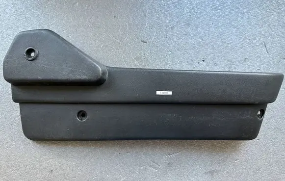 Isuzu Trooper Front passenger seat rail trim 8941855900 8941855910 K0197100