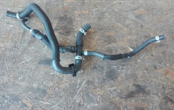 Nissan Qashqai Engine coolant pipe/hose