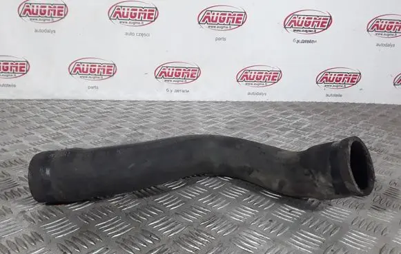 Toyota Avensis T250 Engine coolant pipe/hose