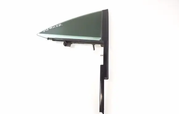 Mercedes-Benz CLS C218 X218 Rear vent window glass A2187300255