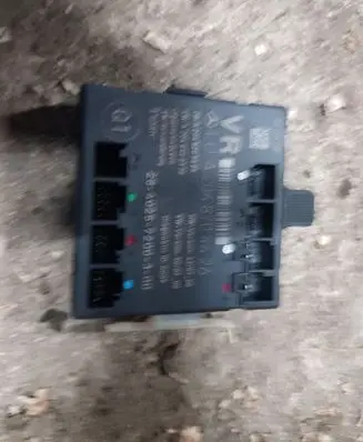 Mercedes-Benz C W204 Comfort/convenience module 2048704426