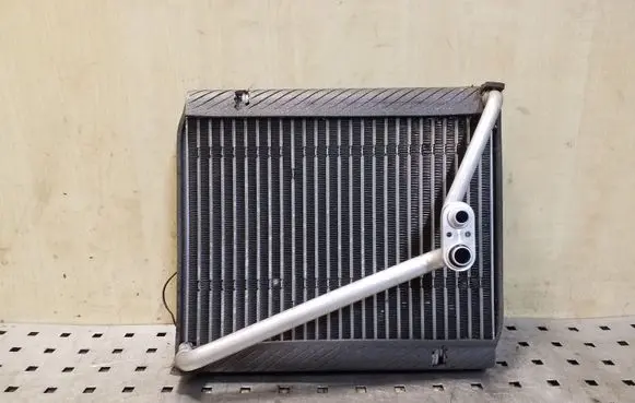 Air conditioning (A/C) radiator (interior)