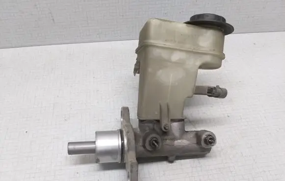 Opel Vectra C Master brake cylinder