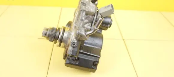 Mercedes-Benz B W246 W242 Fuel injection high pressure pump A6510701201 651901