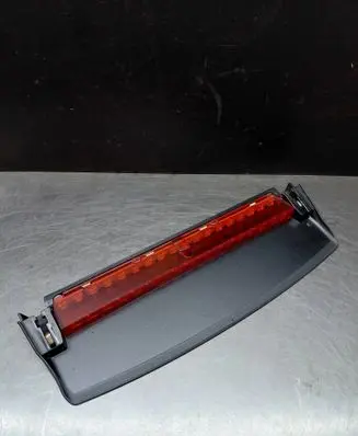 Audi A5 8T 8F Third/center stoplight 8T0945097