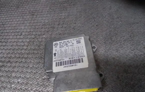 Audi A4 S4 B8 8K Airbag control unit/module 8K0959655G 5WK44111