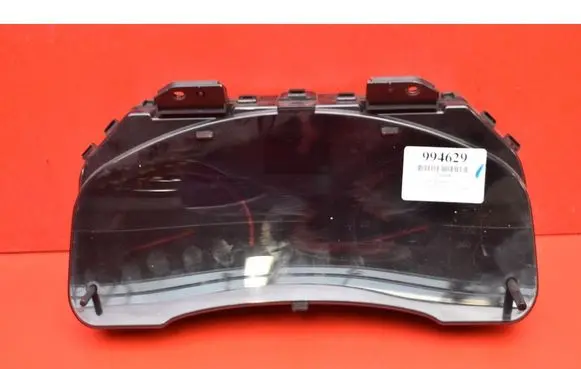 Toyota Avensis T270 Speedometer (instrument cluster) 83800-05N20