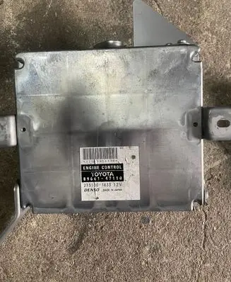 Toyota Prius (XW20) Engine control unit/module 8966147110