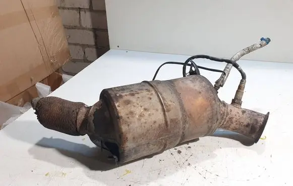 BMW 3 E90 E91 Catalyst/FAP/DPF particulate filter 140976