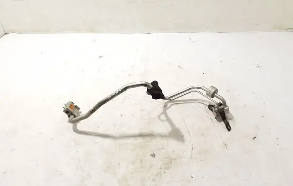 Volvo XC90 Air conditioning (A/C) pipe/hose 31467902