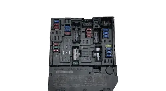 Nissan X-Trail T31 Fuse box set 284B6JG43A