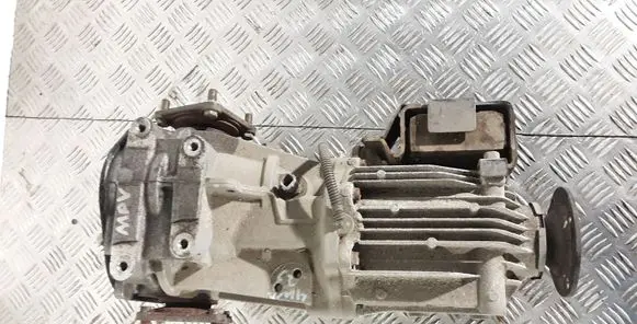 Mazda MPV Rear differential