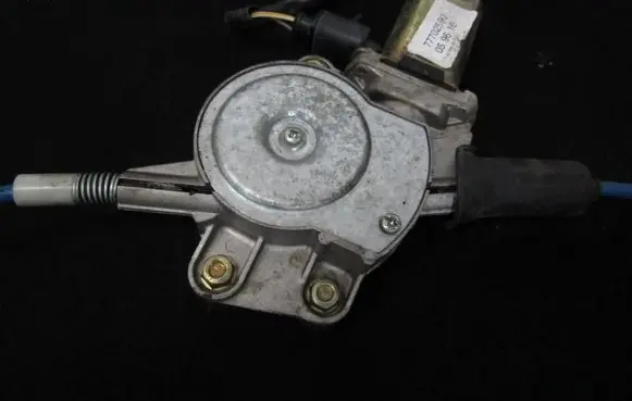 Fiat Bravo - Brava Front door window regulator motor 77702590 059616