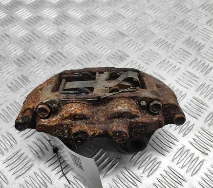 Nissan 240ZX, 280ZX, 300ZX Front brake caliper 4101137P00