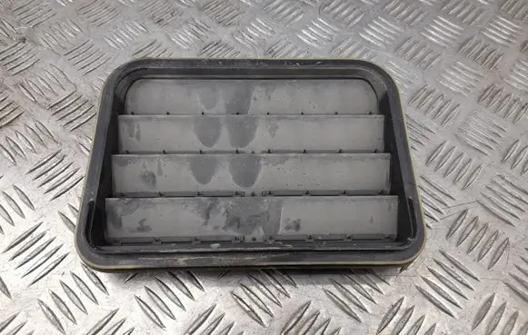Porsche Panamera (970) Quarter panel pressure vent 7PP819181