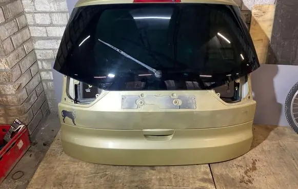 Ford Galaxy Tailgate/trunk/boot lid