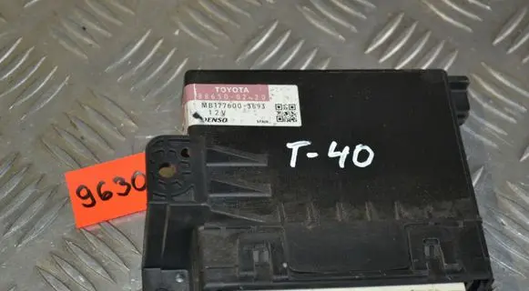 Toyota Auris 150 Other control units/modules 8865002420