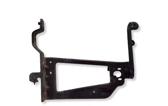 Volkswagen Touareg III Radiator mount bracket 4M0121261T
