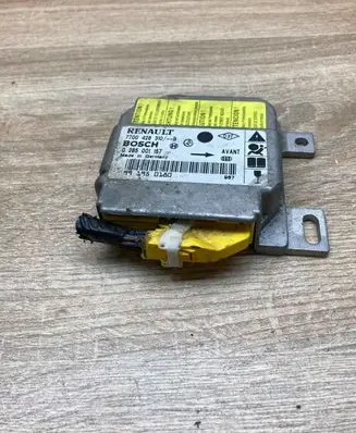 Renault Clio II Airbag control unit/module 7700428310 0285001157 WithPlug