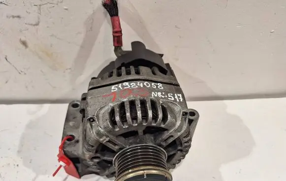 Fiat Punto Evo Generator/alternator 51984058