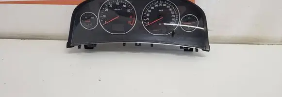 Speedometer (instrument cluster)