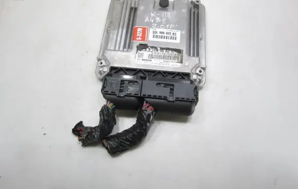 Audi A4 S4 B8 8K Engine control unit/module 03L906022KC 03L906022B