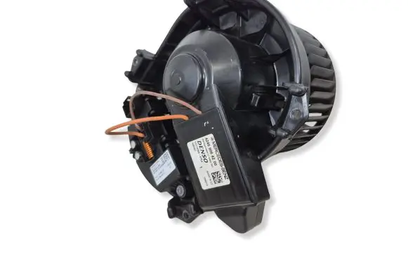 Mercedes-Benz B W246 W242 Heater fan/blower A2469064200 A2469064100 CZ1163600754