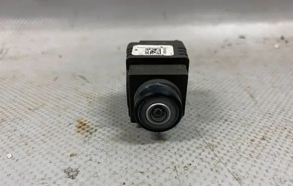 BMW X3 F25 Front bumper camera 90874903