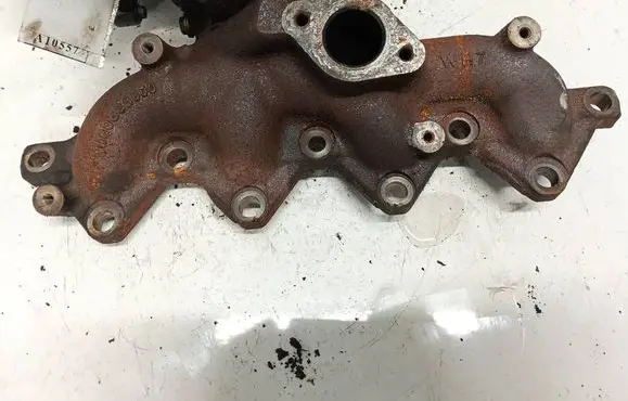 Opel Astra J Exhaust manifold 8980538800