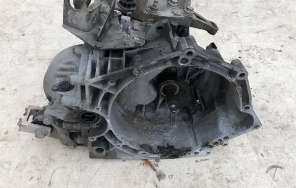 Peugeot Boxer Manual 5 speed gearbox 20GP20