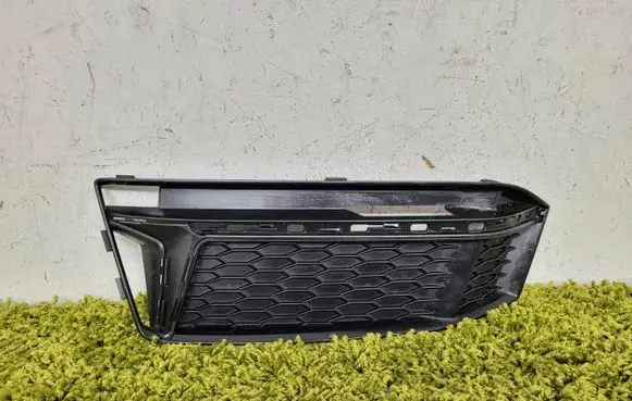 Audi A4 S4 B9 Front bumper lower grill 8W0807681K