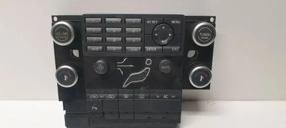 Volvo XC70 Climate control unit 30782911 08W37E01 M3371300088