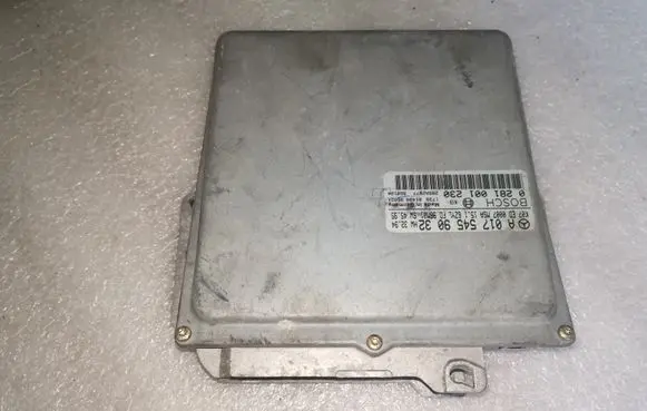Mercedes-Benz E W210 Engine control unit/module A0175459032 0281001230