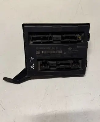 Audi A8 S8 D4 4H Comfort/convenience module 4H0907064DD 00002001 4H0907064DL
