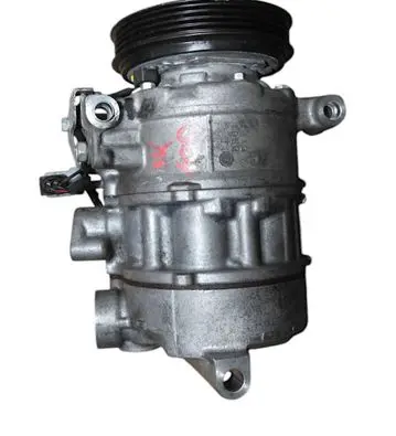 Audi Q7 4M Air conditioning (A/C) compressor (pump) 4M0816803N