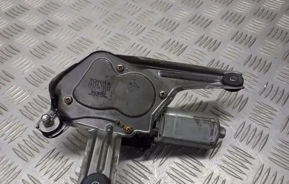 Toyota Avensis T250 Wiper motor 85130-05100