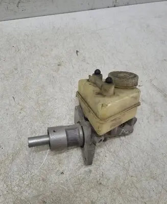Mercedes-Benz 190 W201 Master brake cylinder